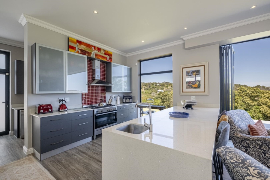 4 Bedroom Property for Sale in Kragga Kamma Eastern Cape